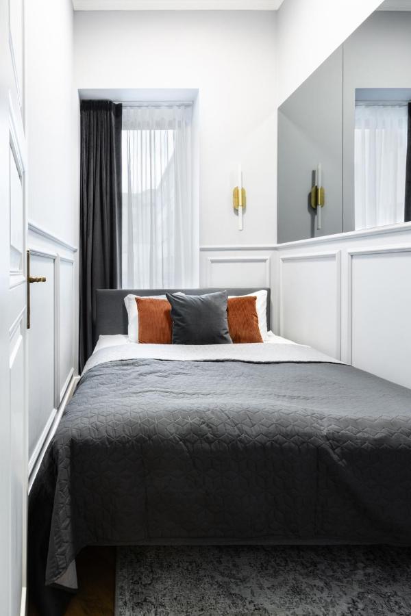 Turnkey I Premium Apartment Prague Luaran gambar